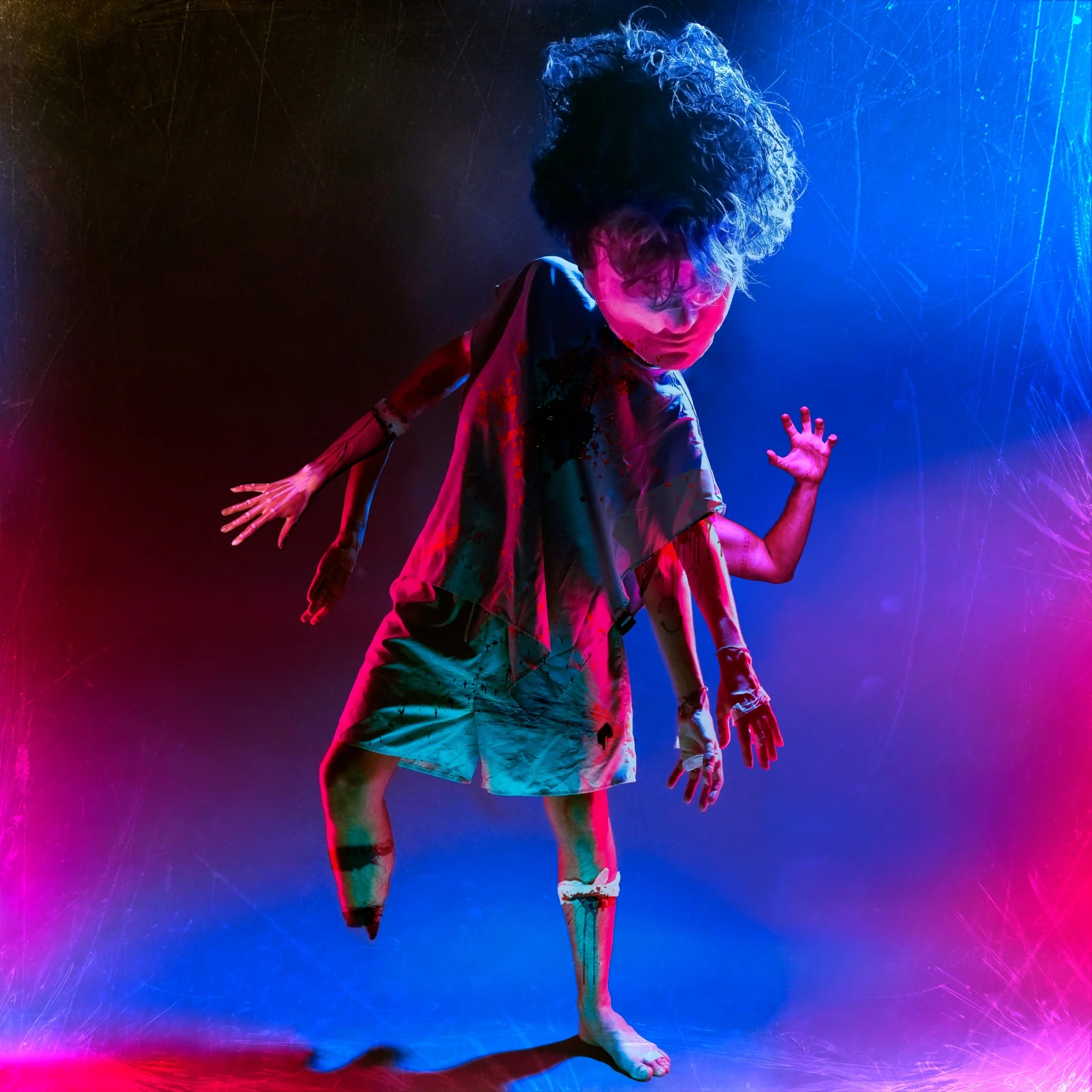 Omri in a surreal experimental multi-limb visual